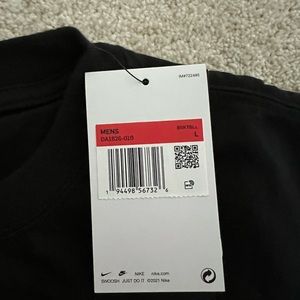 KITH tee (NBA/NY Knicks)